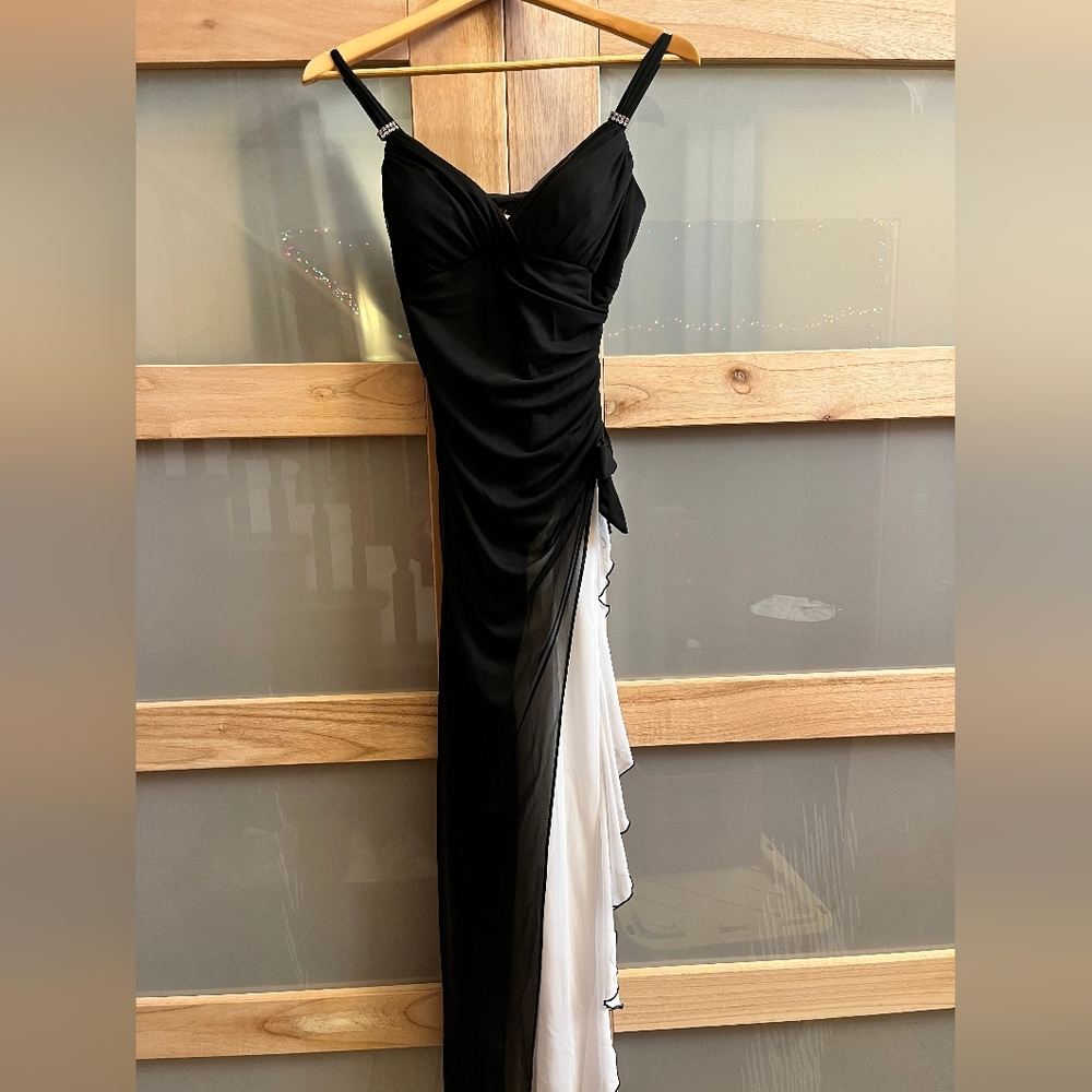 Blondie Nites Black & White Rhinestone Y2K Prom Dress Size 5